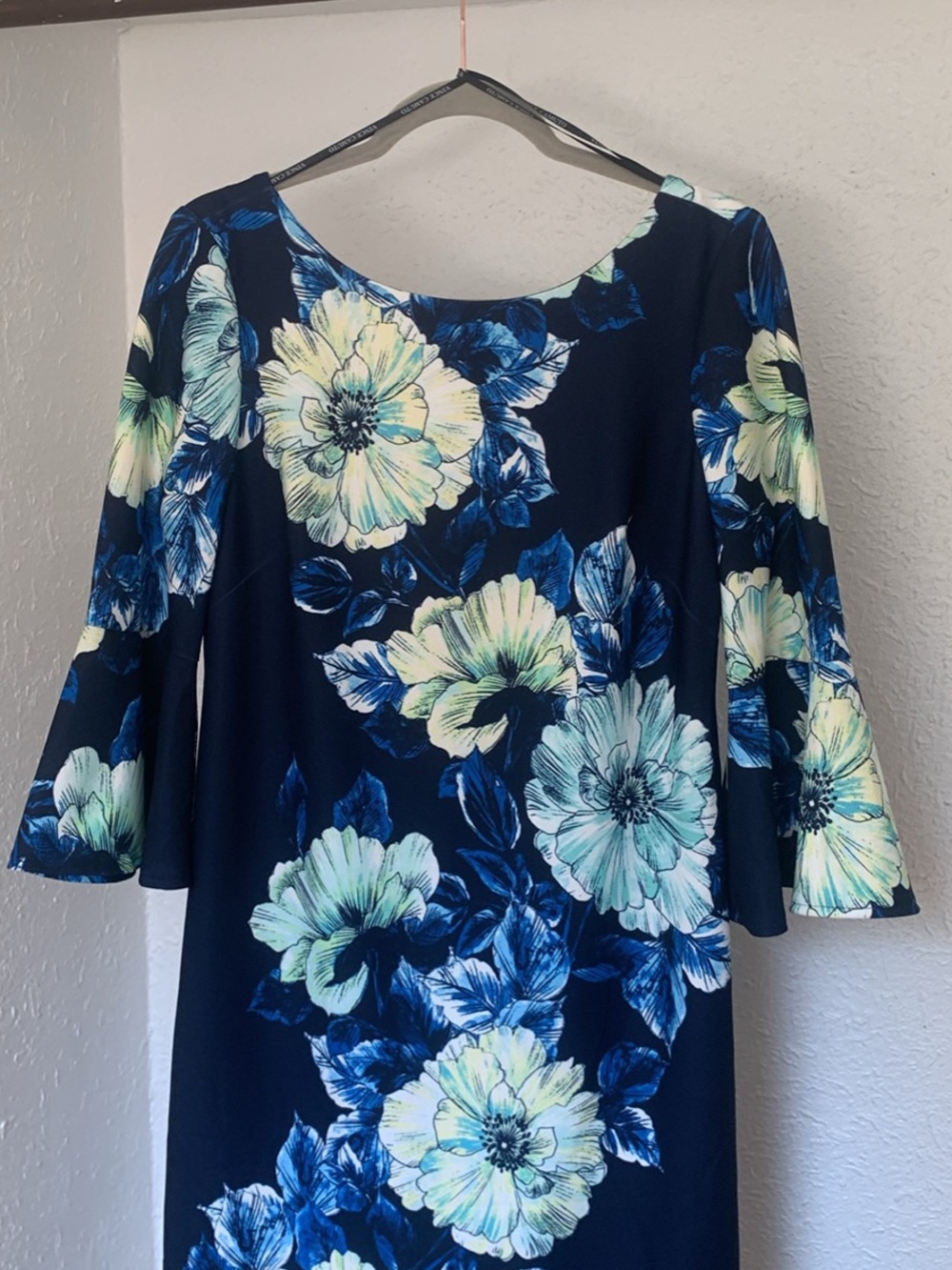 Navy Floral Long-Sleeve Shift Dress Vince Camuto size 10